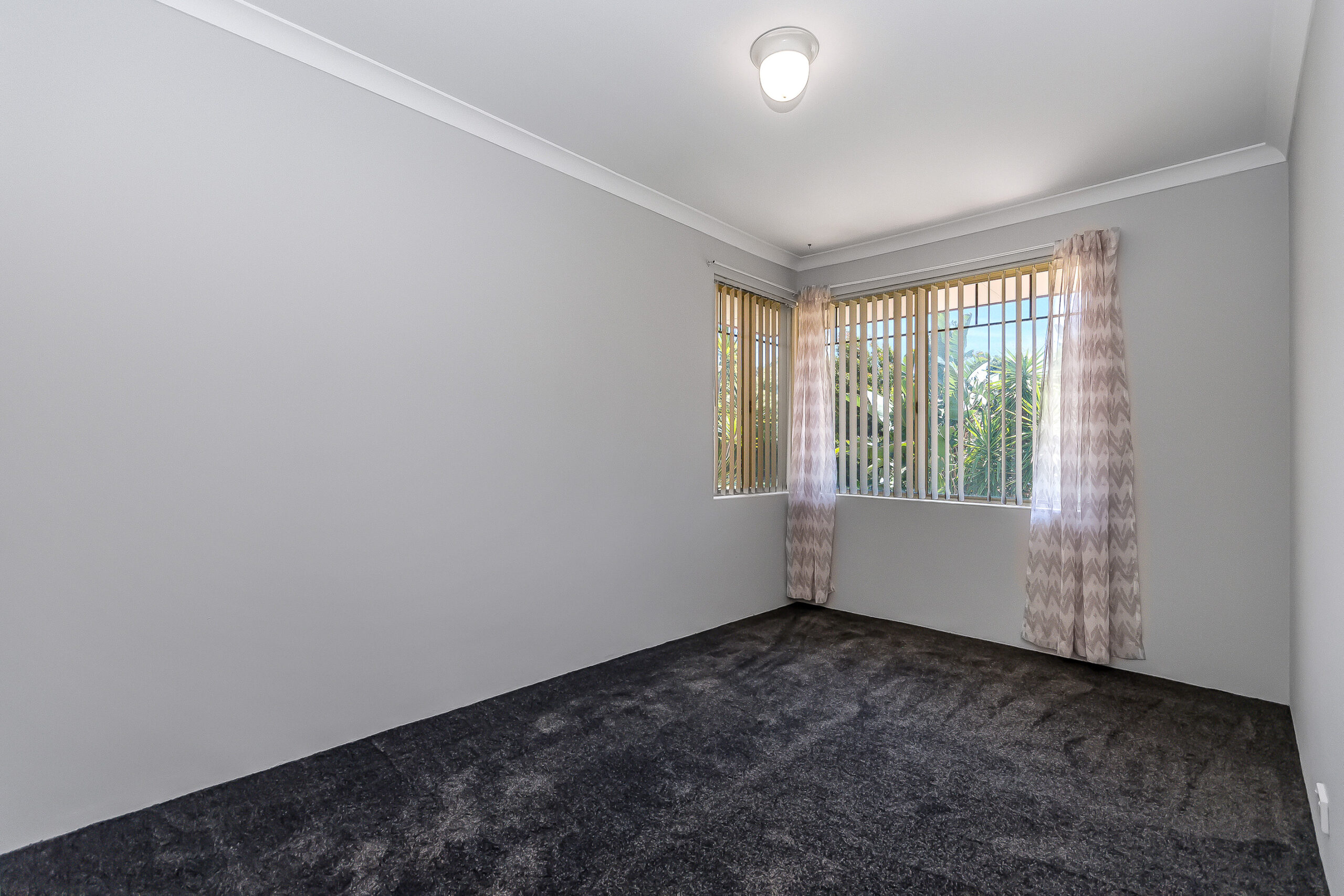 6 Osterley Retreat, Canning Vale, WA 6155 AUS