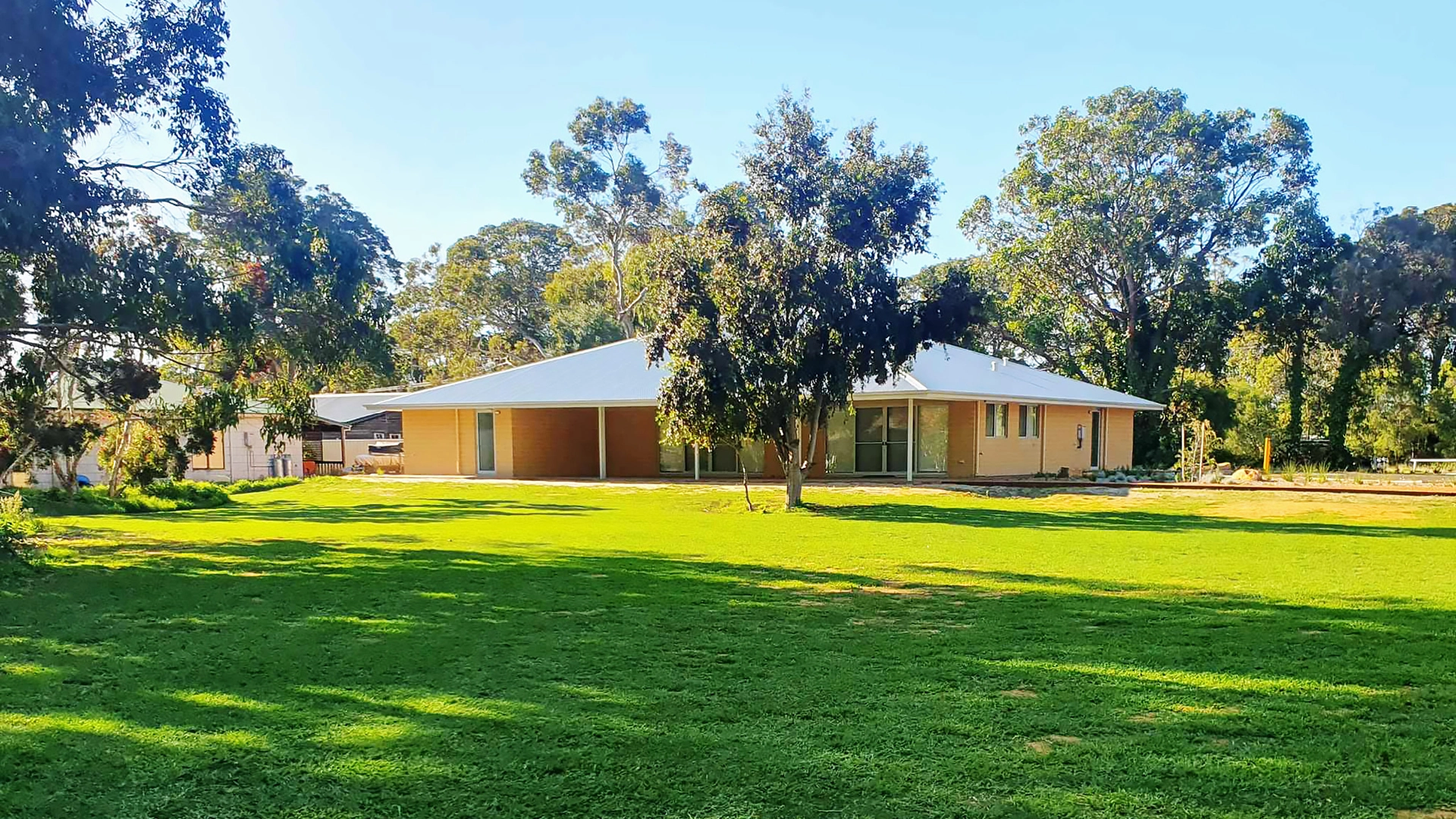 Grounds and accommodation buildings at the South West Recreational Camp