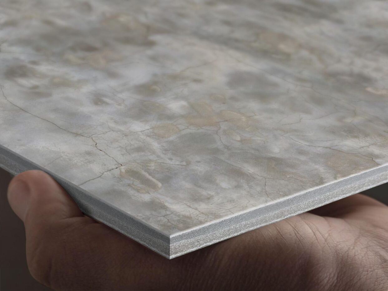 FCC 025 Cracked Plaster