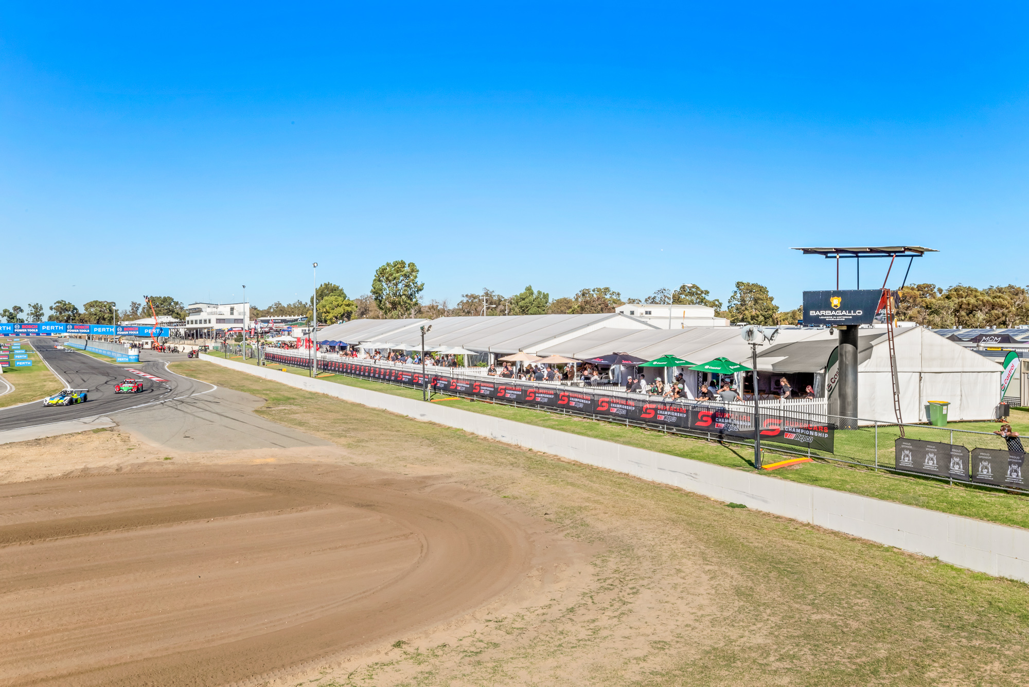 v8 Supercars - Wanneroo Raceway Perth