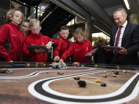 Euan, Nate, Nate, Hamish from Manning Primary visit the new RTS exhibition at Curtin University with Premier Roger Cook.