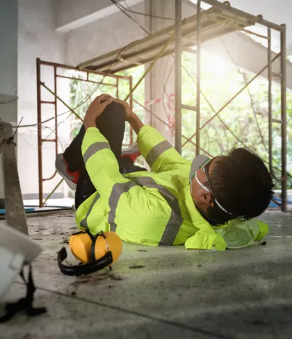 2023/09/injured-worker.webp