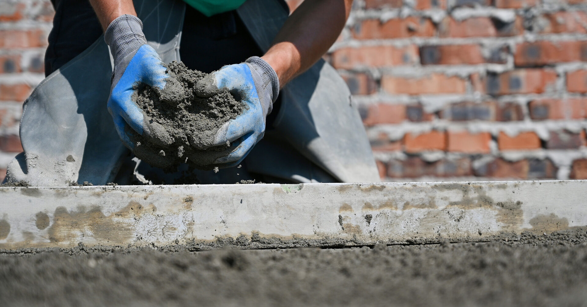 DMCI to boost Cemex production