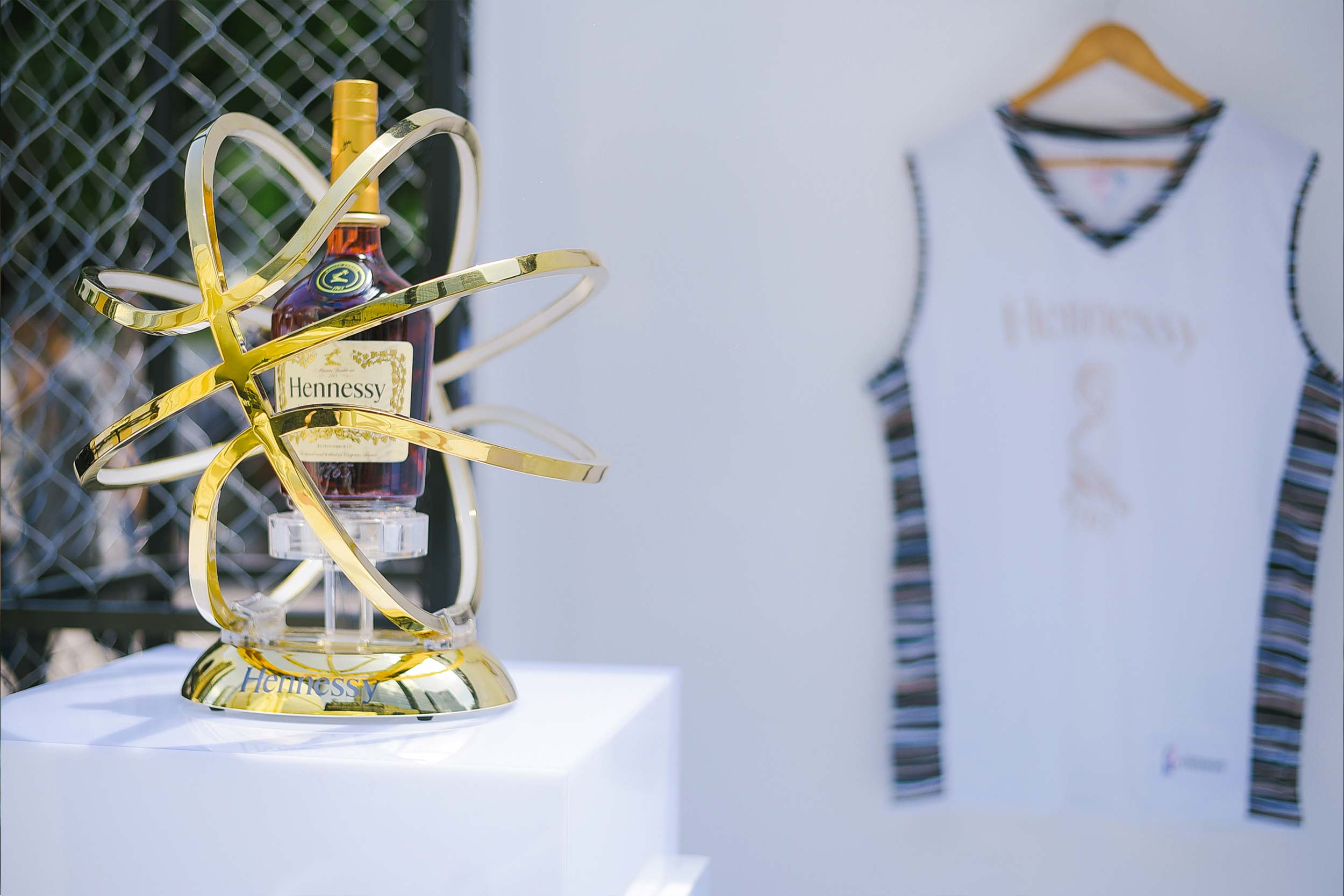 Hennessy x NBA Magic Liwanag Cam D 72 1