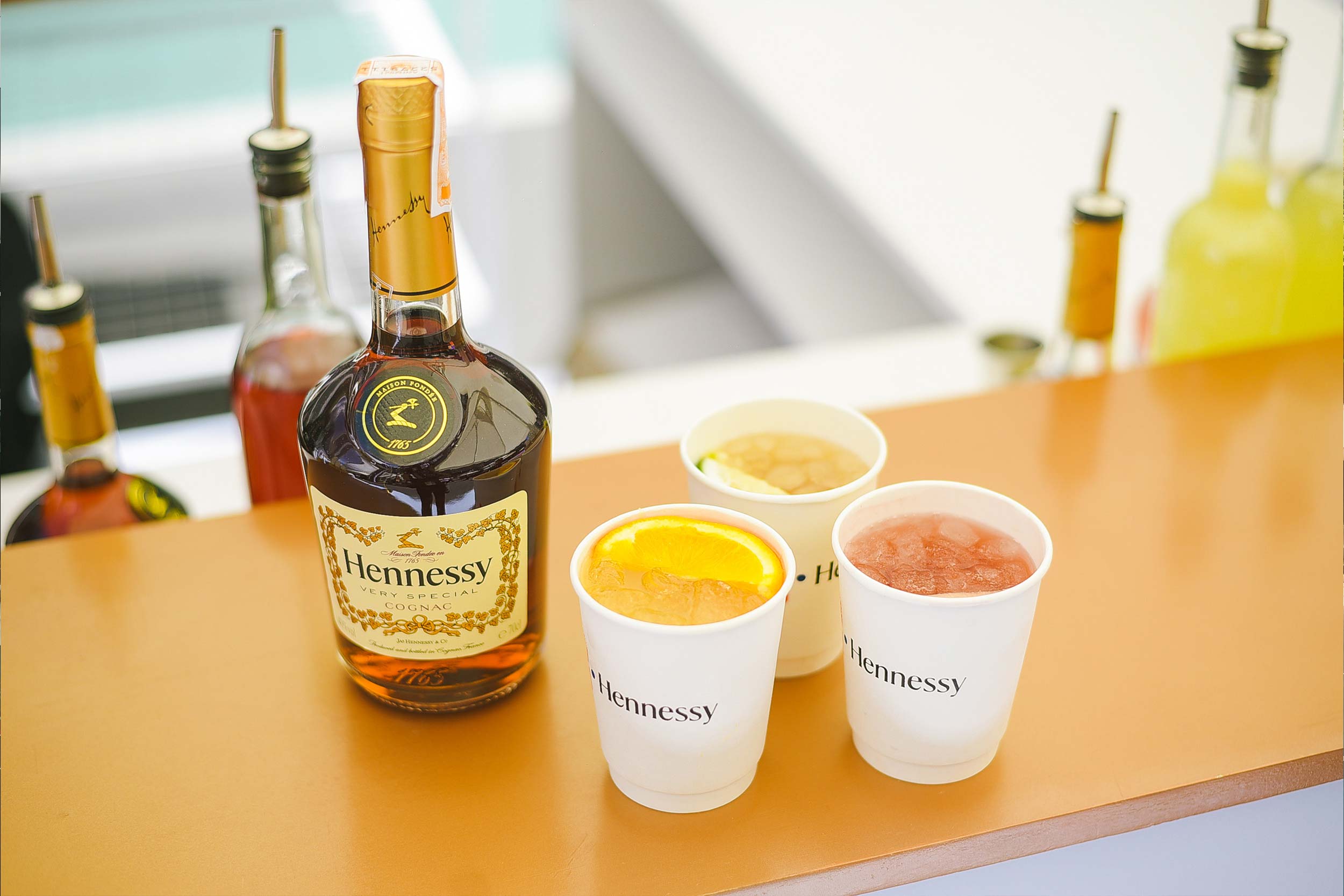 Hennessy x NBA Magic Liwanag Cam D 89