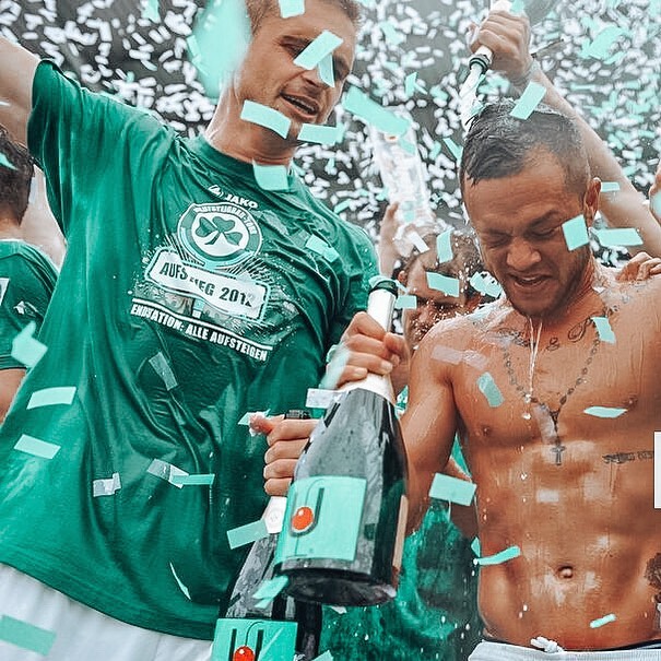 278476285 401510671429728 1673634064141205761 n