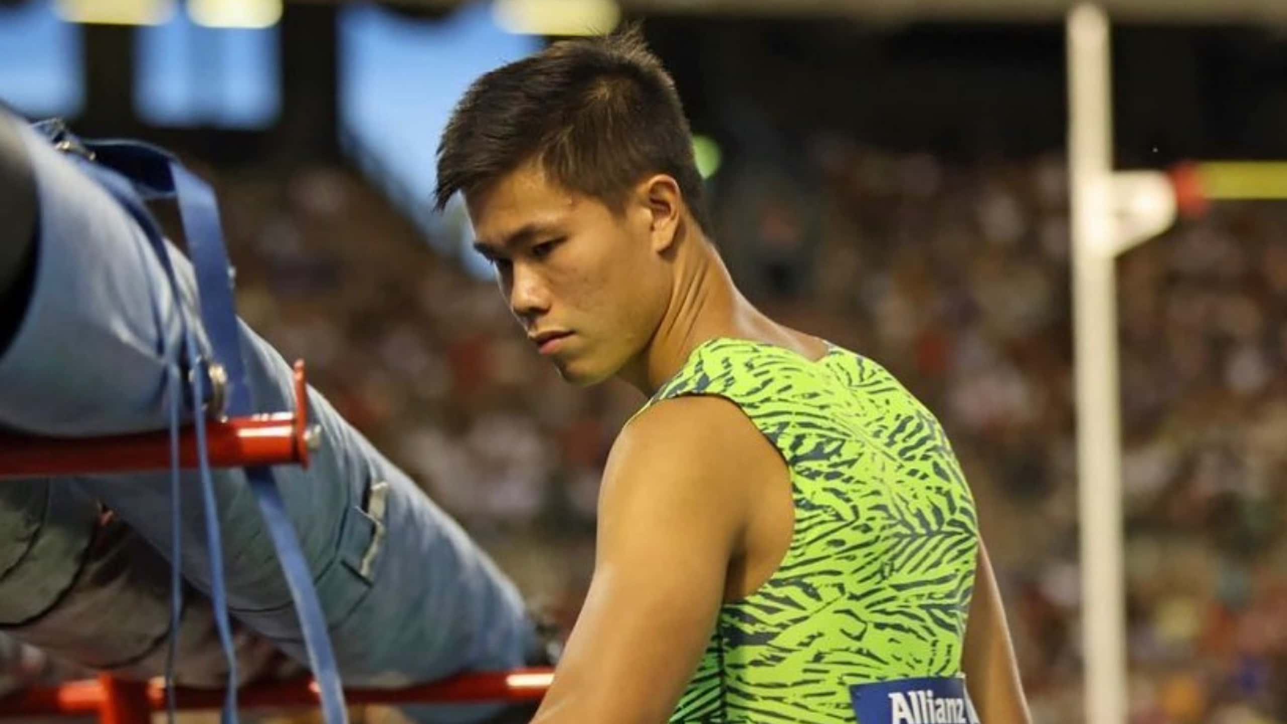 EJ Obiena competing in Berlin