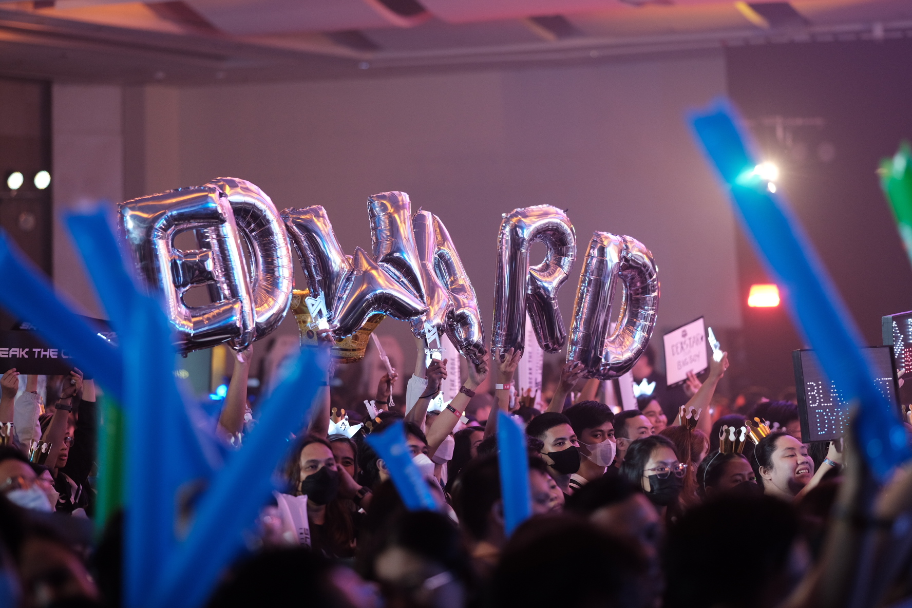 Fans of the Hall of Legends inductee, Edward