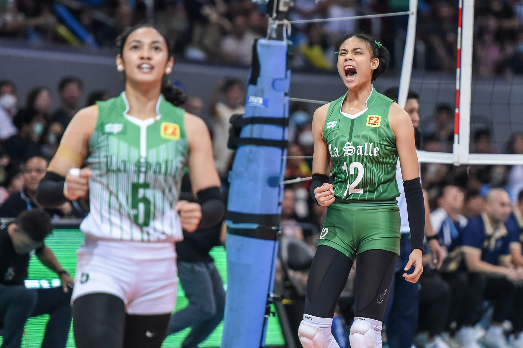 DLSU Lady Spikers defeat NU to win the UAAP Volleyball title