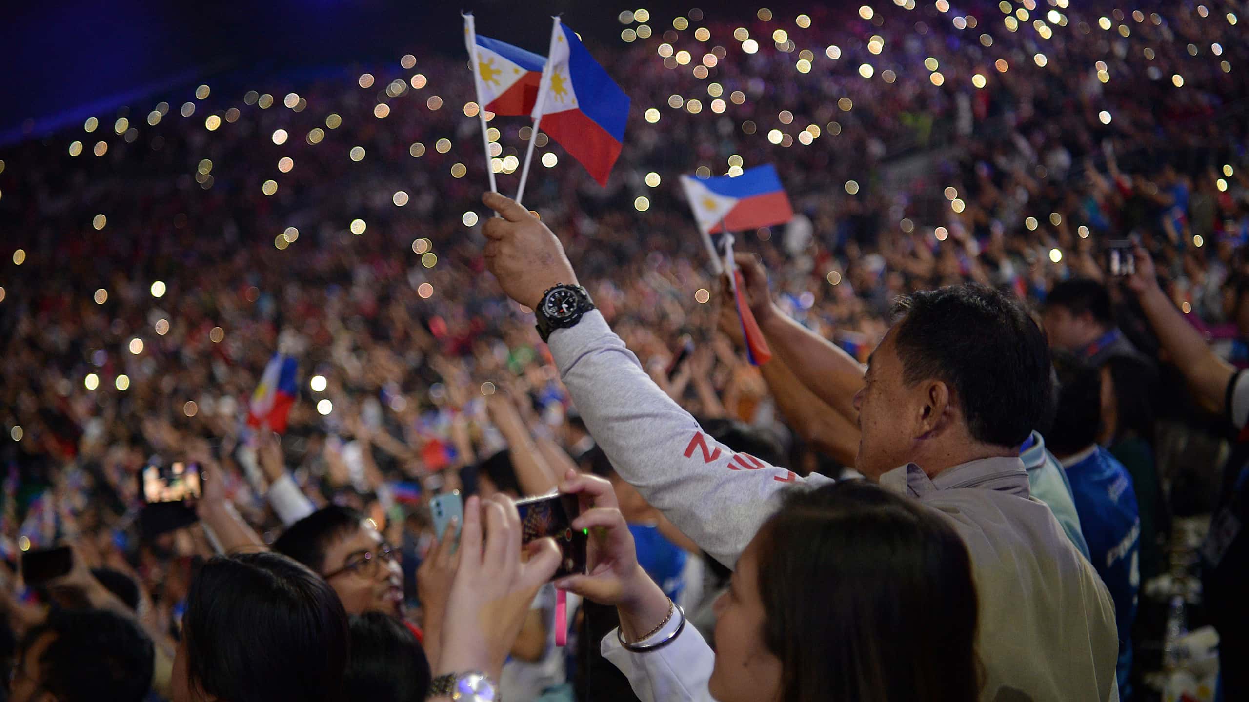 Filipino sports fans in the Southeast Asian Games