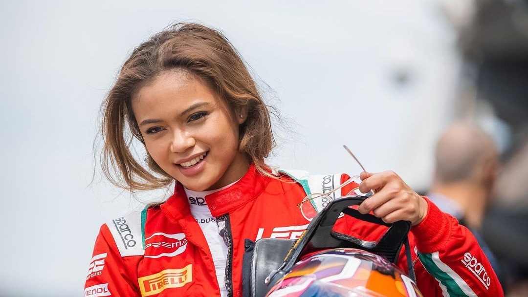 Bianca Bustamante representing PREMA Racing in the first season of F1 Academy