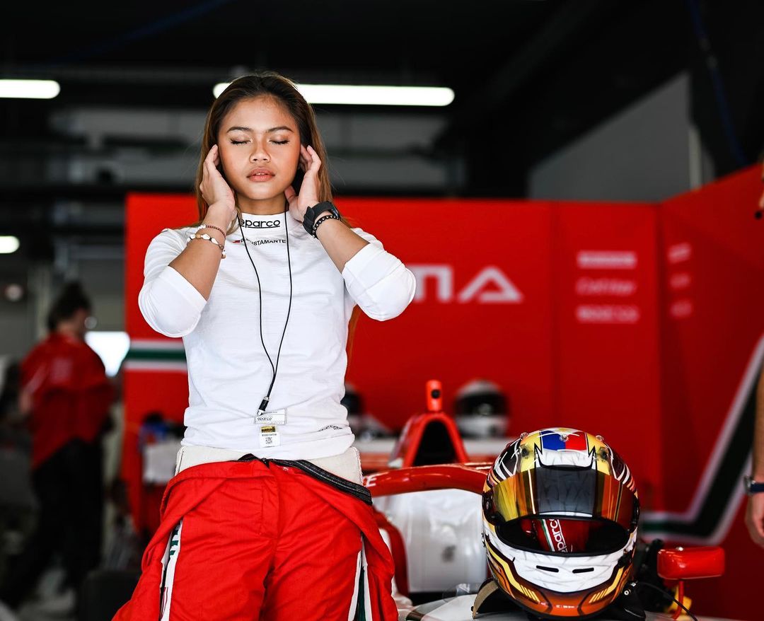 Bianca Bustamante in the PREMA garage in F1 Academy