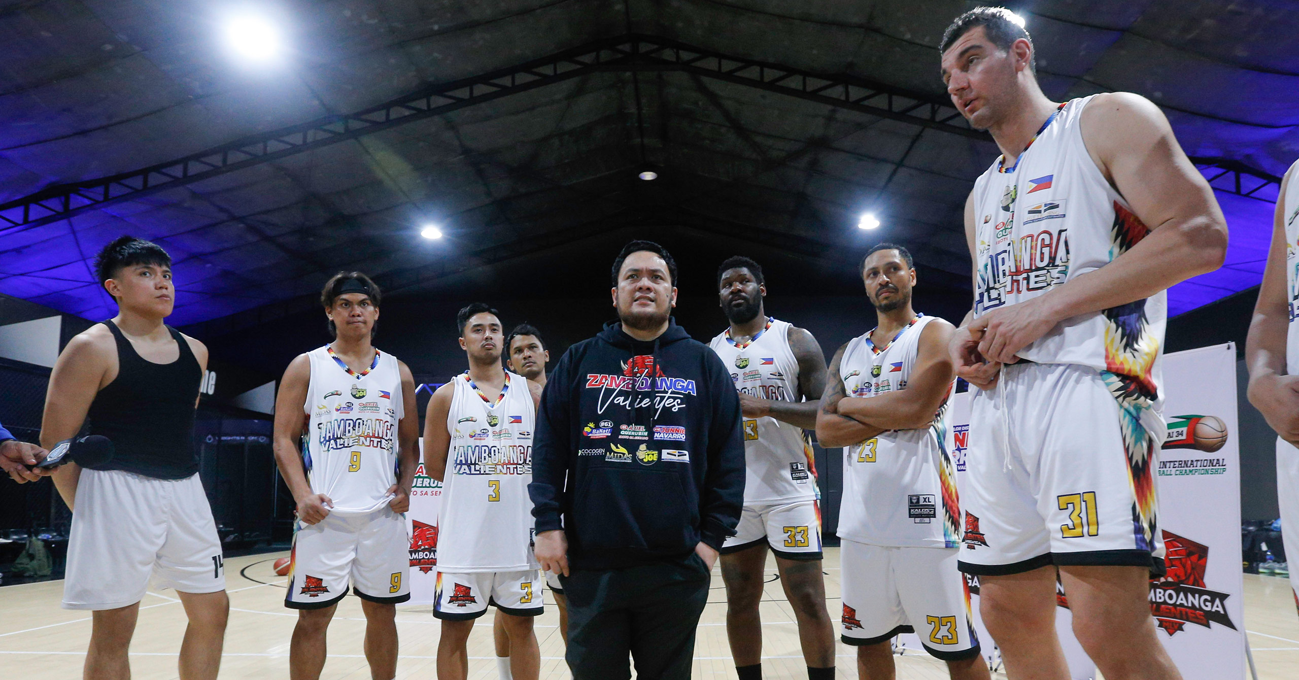 A shot of the Zamboanga Valientes during practice.