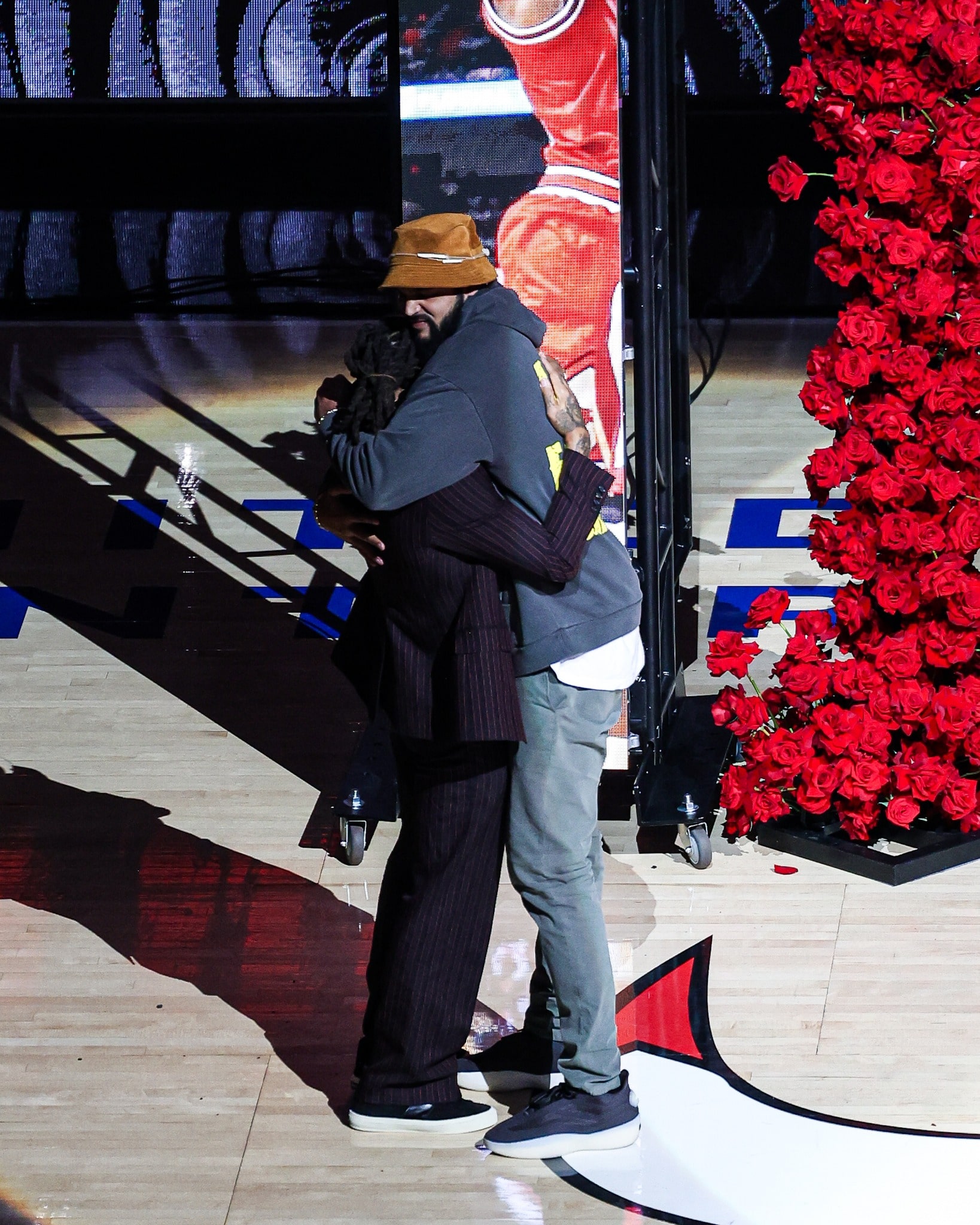 Derrick Rose and longtime teammate Joakim Noah share a special hug