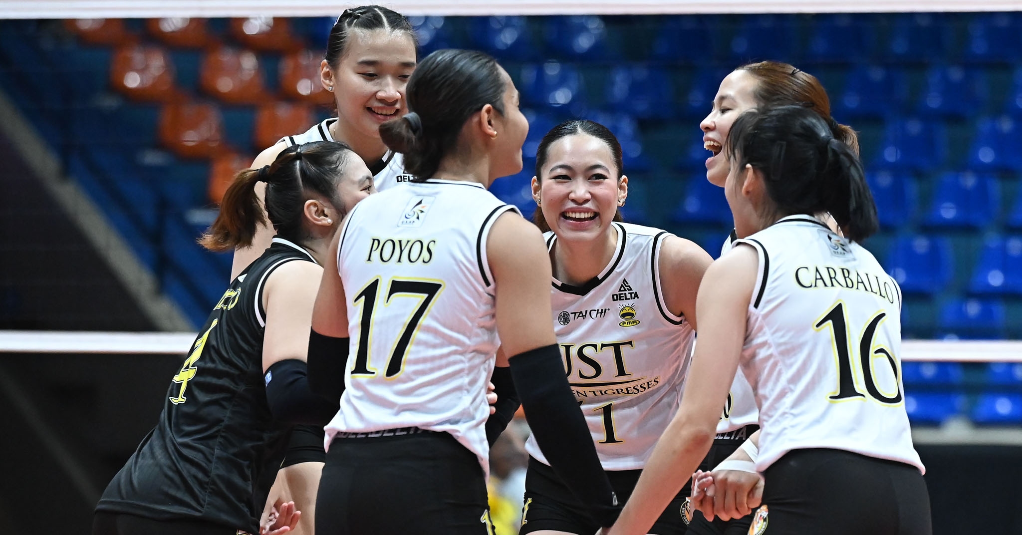 A team shot of the UST Golden Tigresses