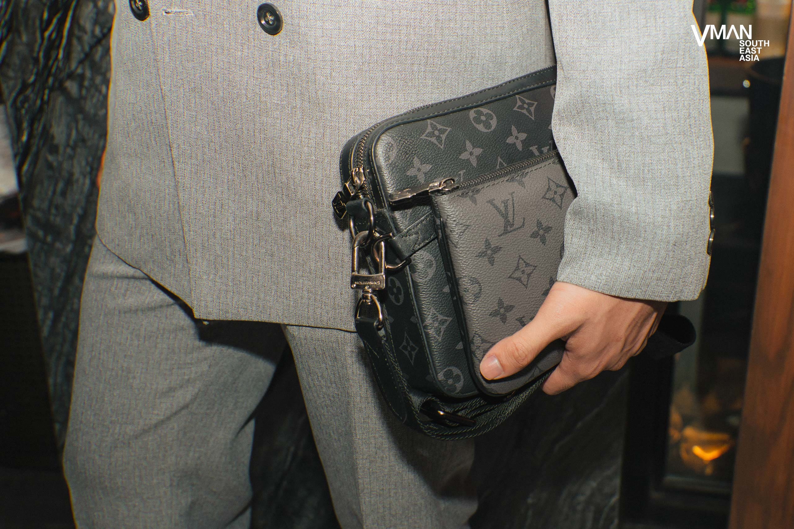 Louis Vuitton trio messenger bag