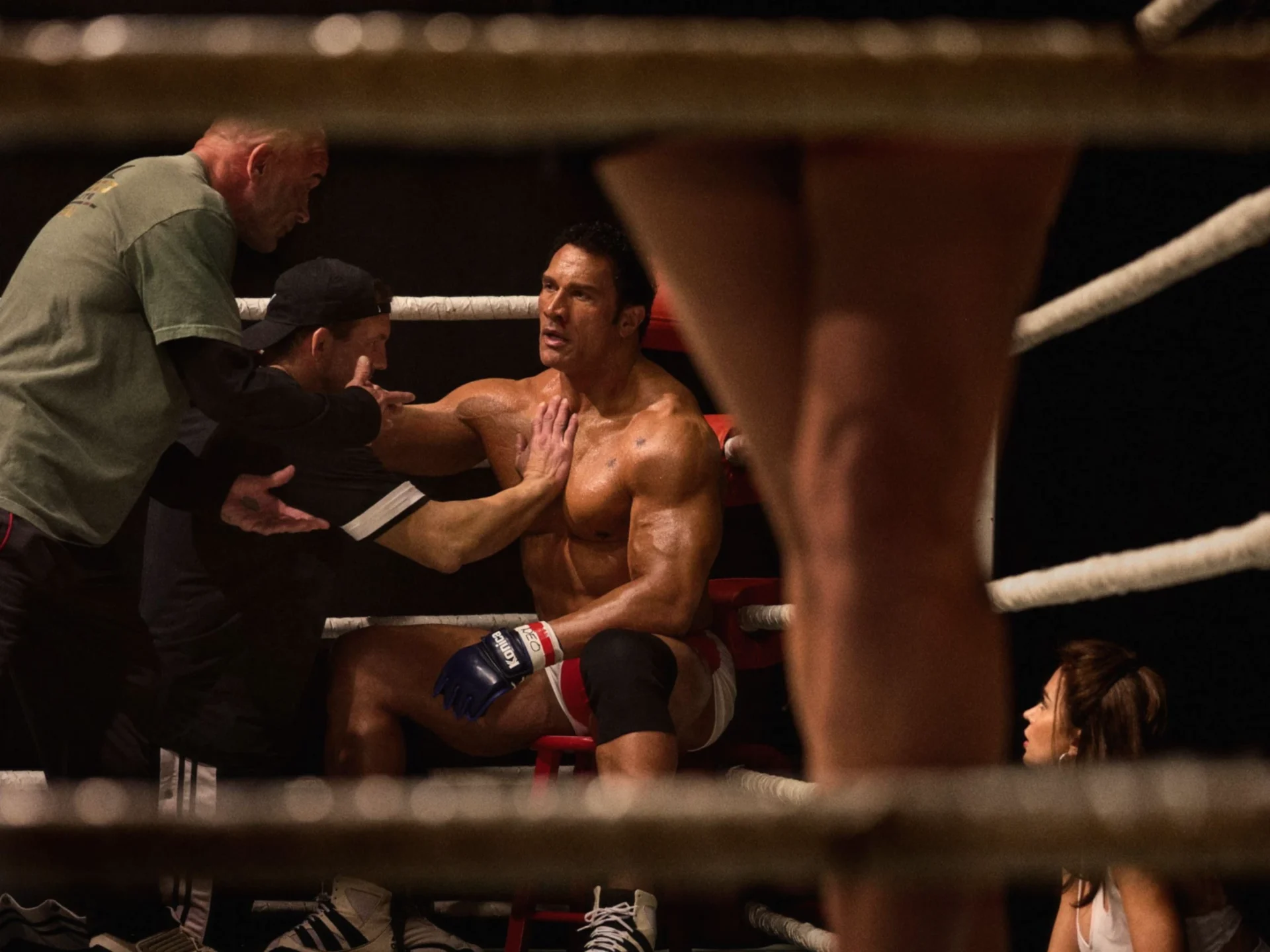 THE SMASHING MACHINE