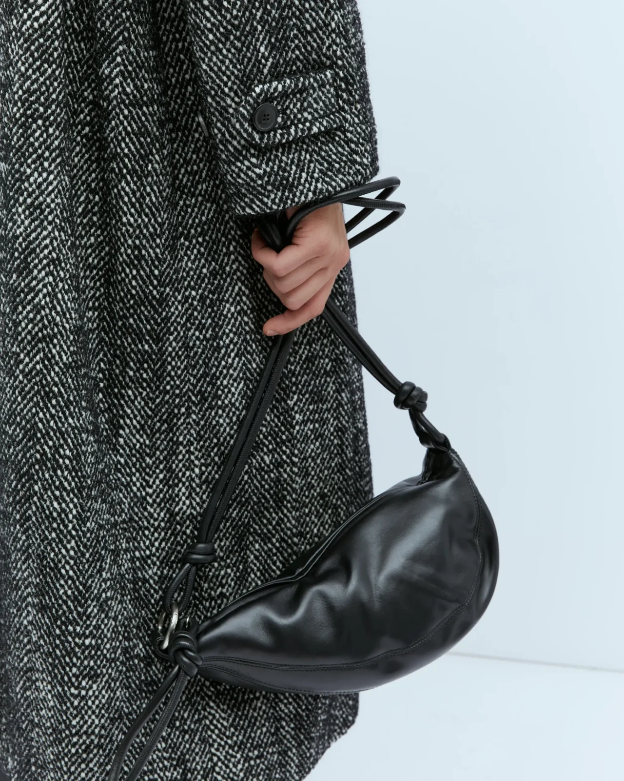 DRIES CROSSBODY
