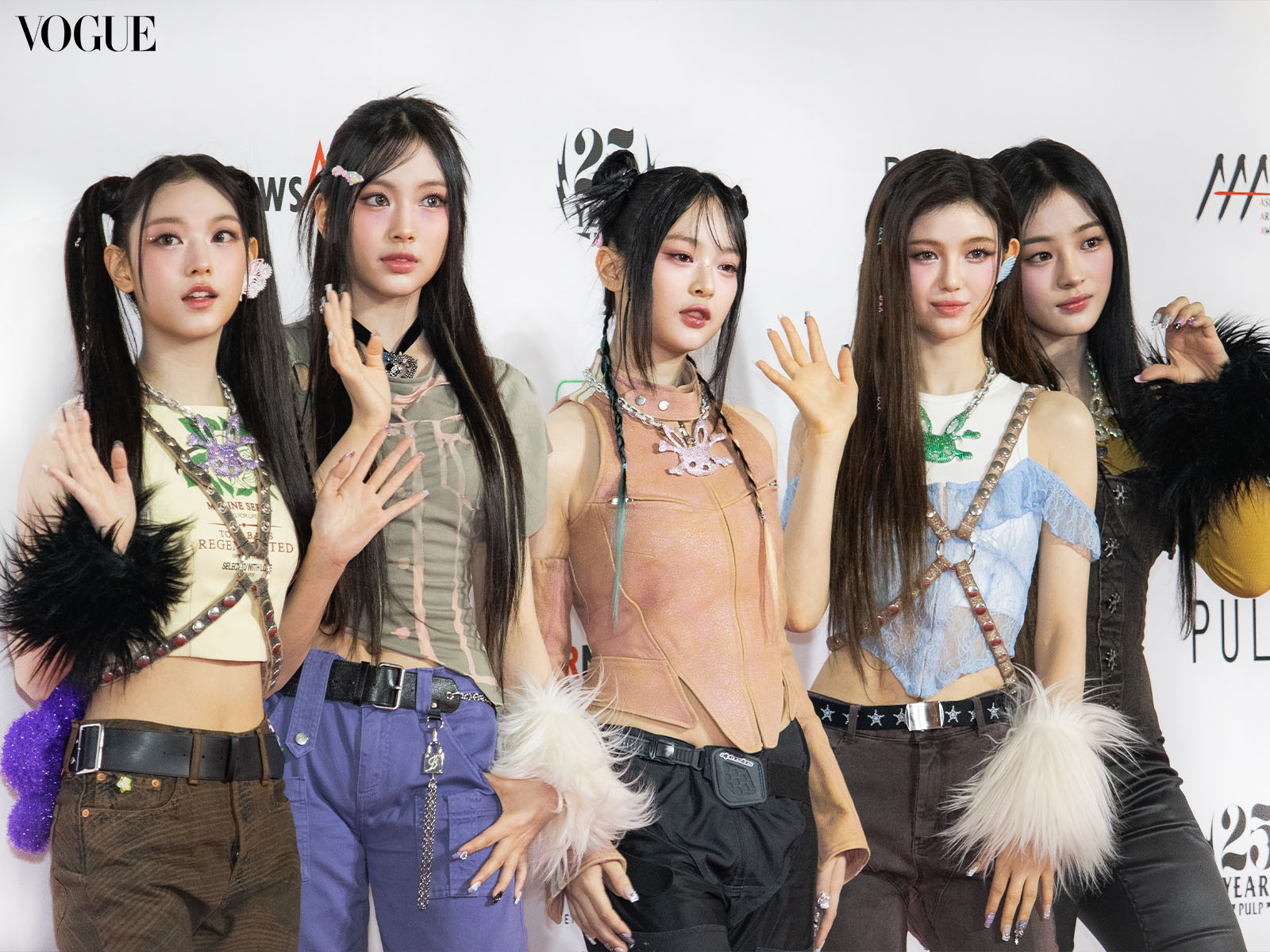 K-pop girl group NewJeans at the 2023 Asia Artist Awards. Haerin, Hyein, Hanni, Danielle, Minji