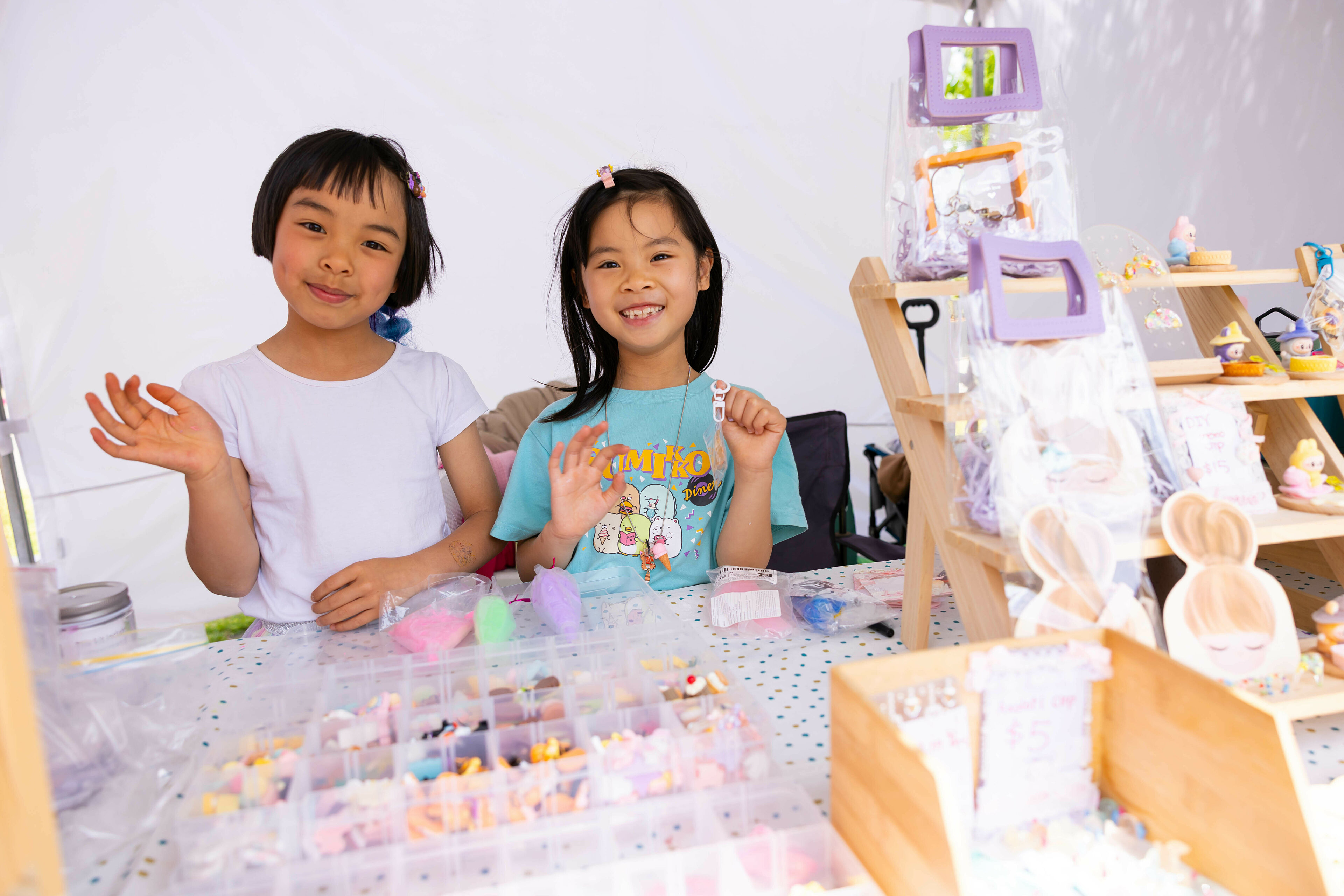 AWESOME25 Kids Markets Catch Create JCC4104