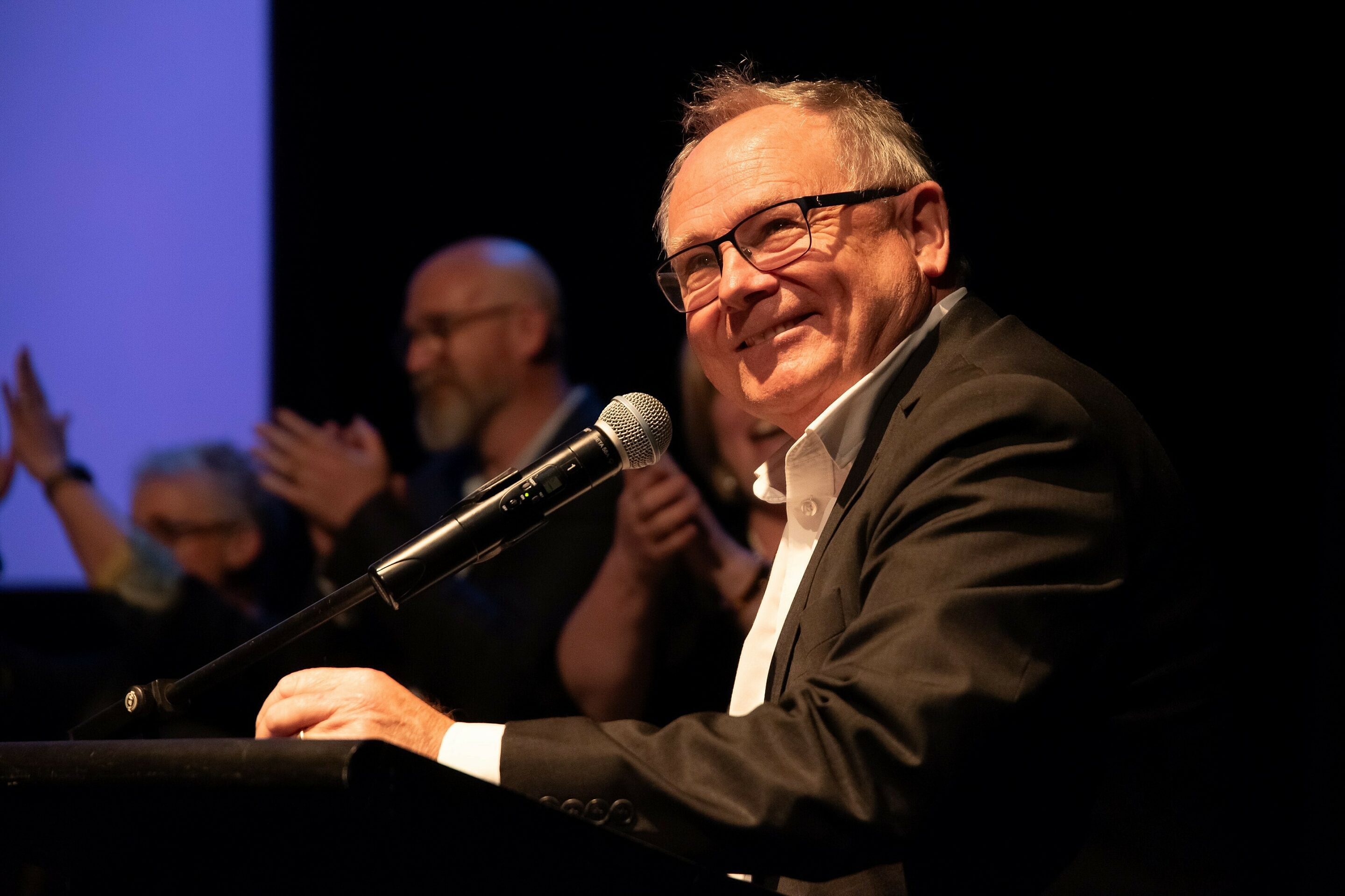 Barking gecko news first patron hero