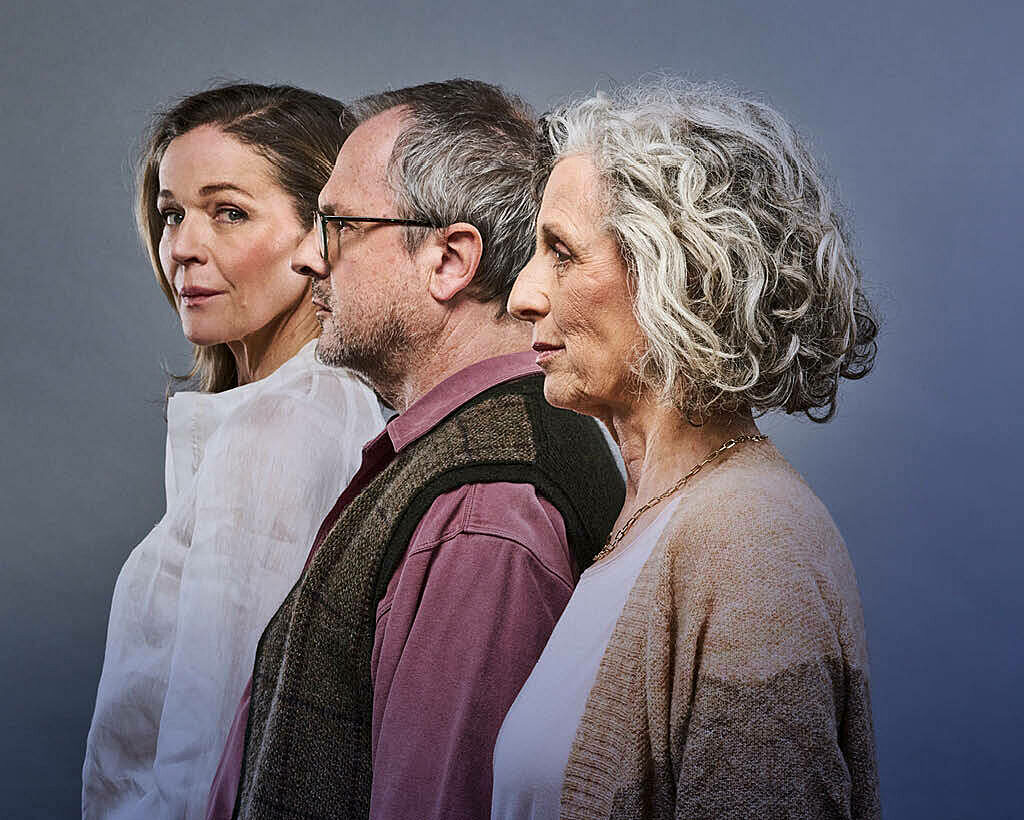 THE CHILDREN Card image