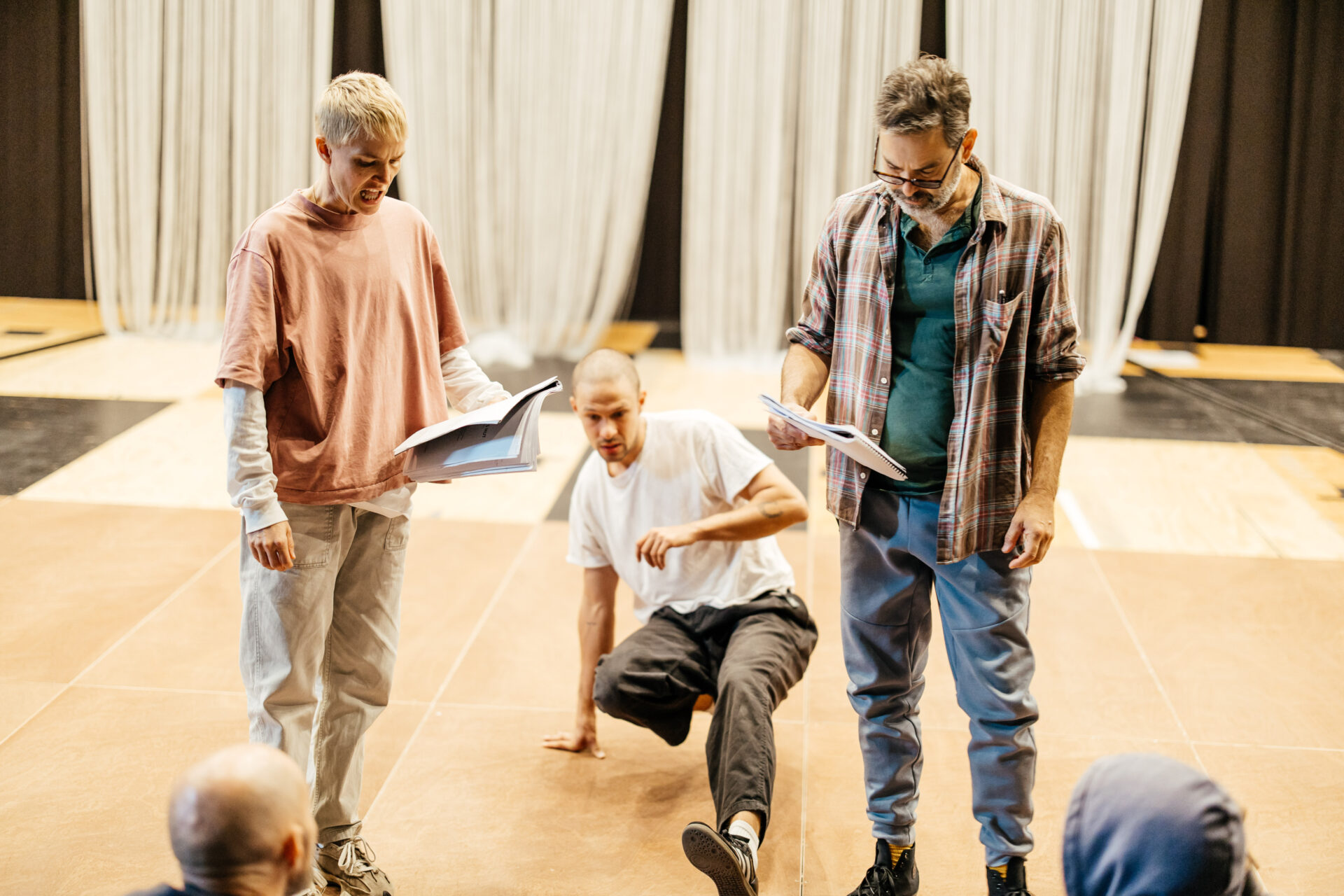 Black Swan Shepherds Hut Tori Lill APR26 18