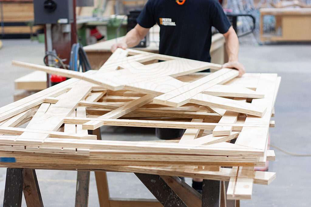 NEWS IMAGE Black Swan Made With A Tekcel 6 1024x682