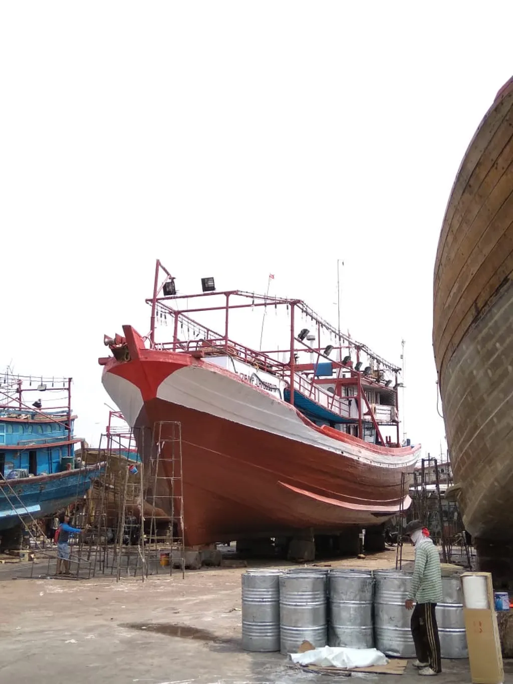 Kapal Tangkap Ikan / Cumi