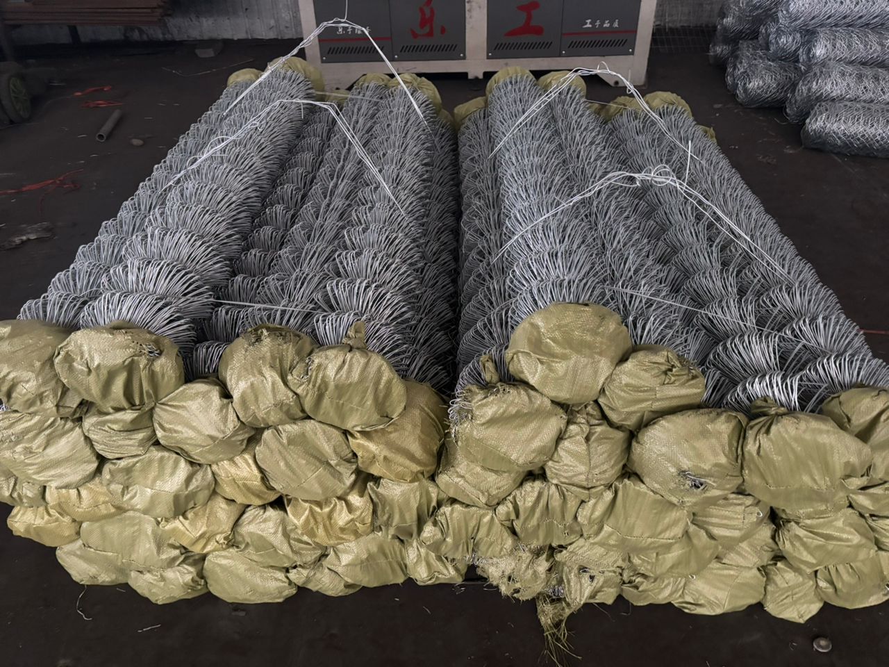 Chainlink Roll Mesh – LCL Cargo Prepared for Overseas Client