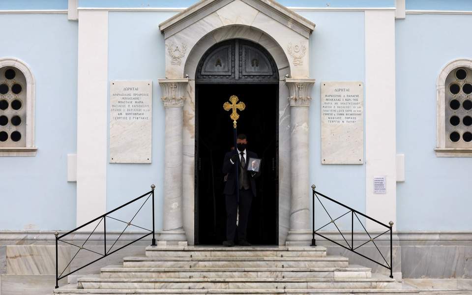 Greece bids farewell to WWII resistance icon, Manolis Glezos, in silent