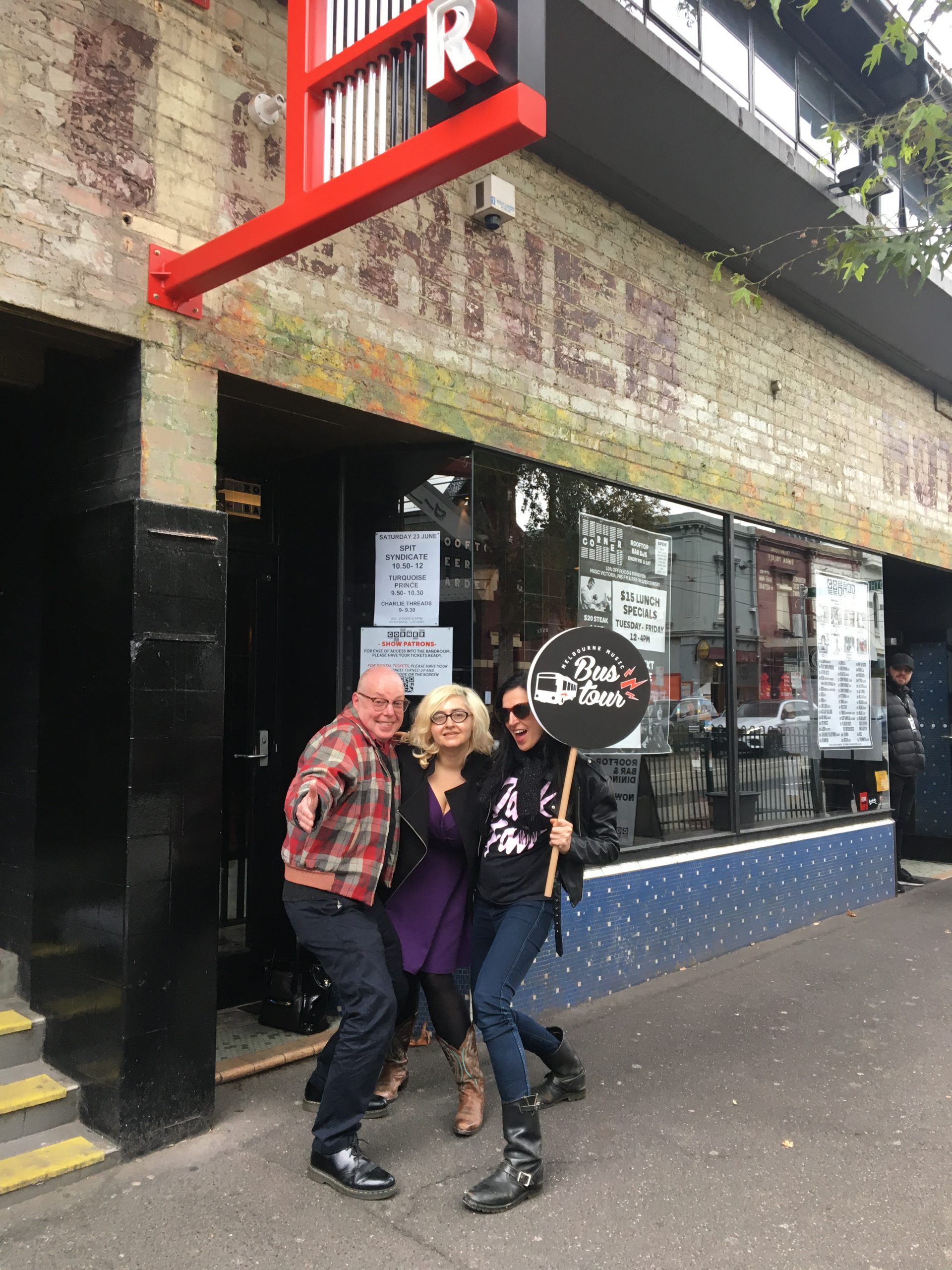 BusTourAdalitaBruceandMaryatCorner Greek Herald