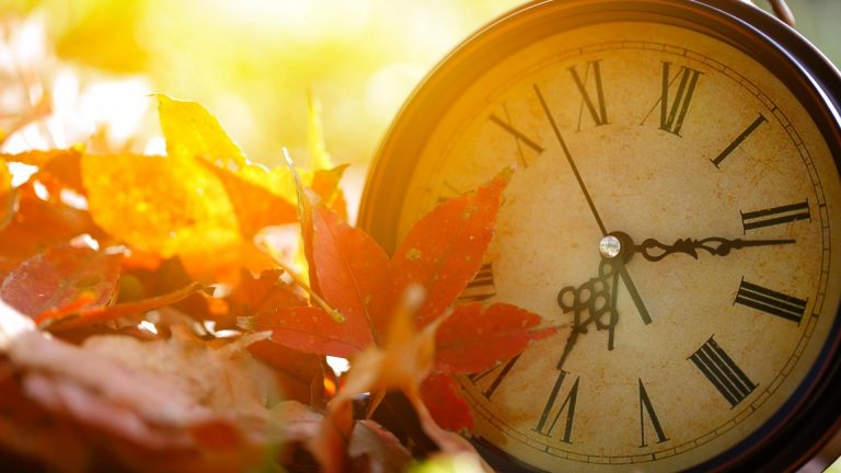 all-you-need-to-know-about-daylight-saving-in-australia-this-weekend