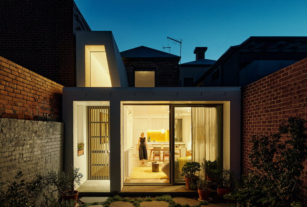 green magazine article 'Lantern House' from issue 85
