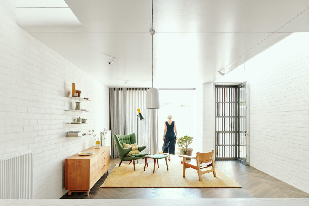 green magazine article 'Lantern House' from issue 85