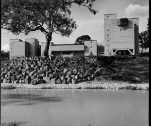 Menzies College, a residential building at La Trobe University, Bundoora, Victoria, designed by Robin Boyd, completed in 1970, photographed by Mark Strizic. (State Library of Victoria, Image H2011.55/1581).