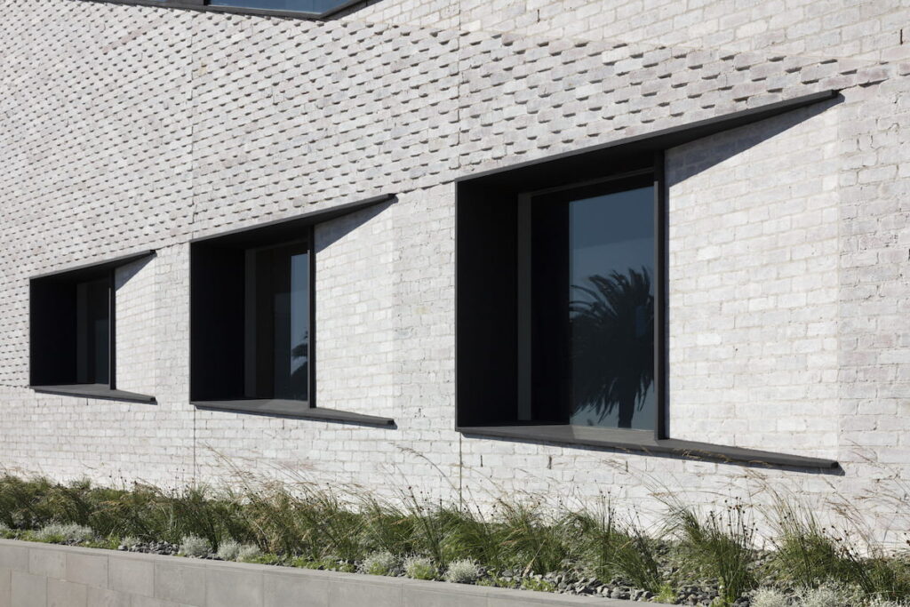 Glazing is elegantly shaded wherever possible for thermal efficiency | DesignInc’s Bio-courtyard House