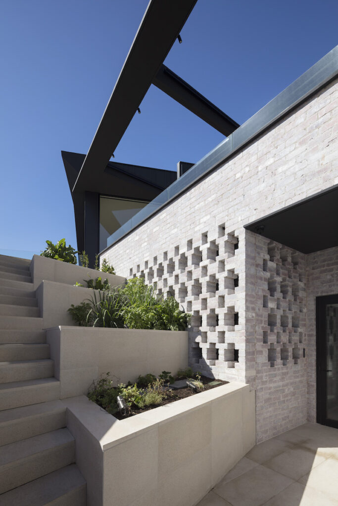 The biophilic design features internal and external gardens animated by patterned surfaces and shadow play | DesignInc’s Bio-courtyard House