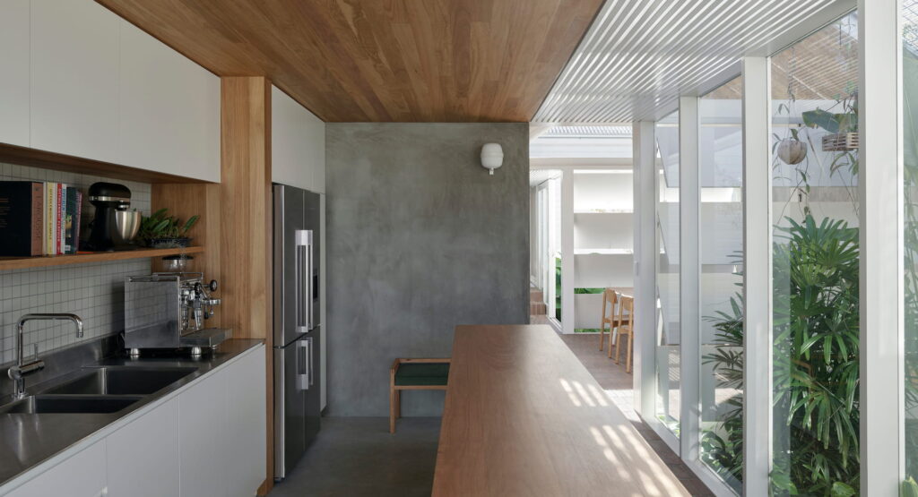 green magazine issue 91 - District Dialogue. Photographer: Toby Scott