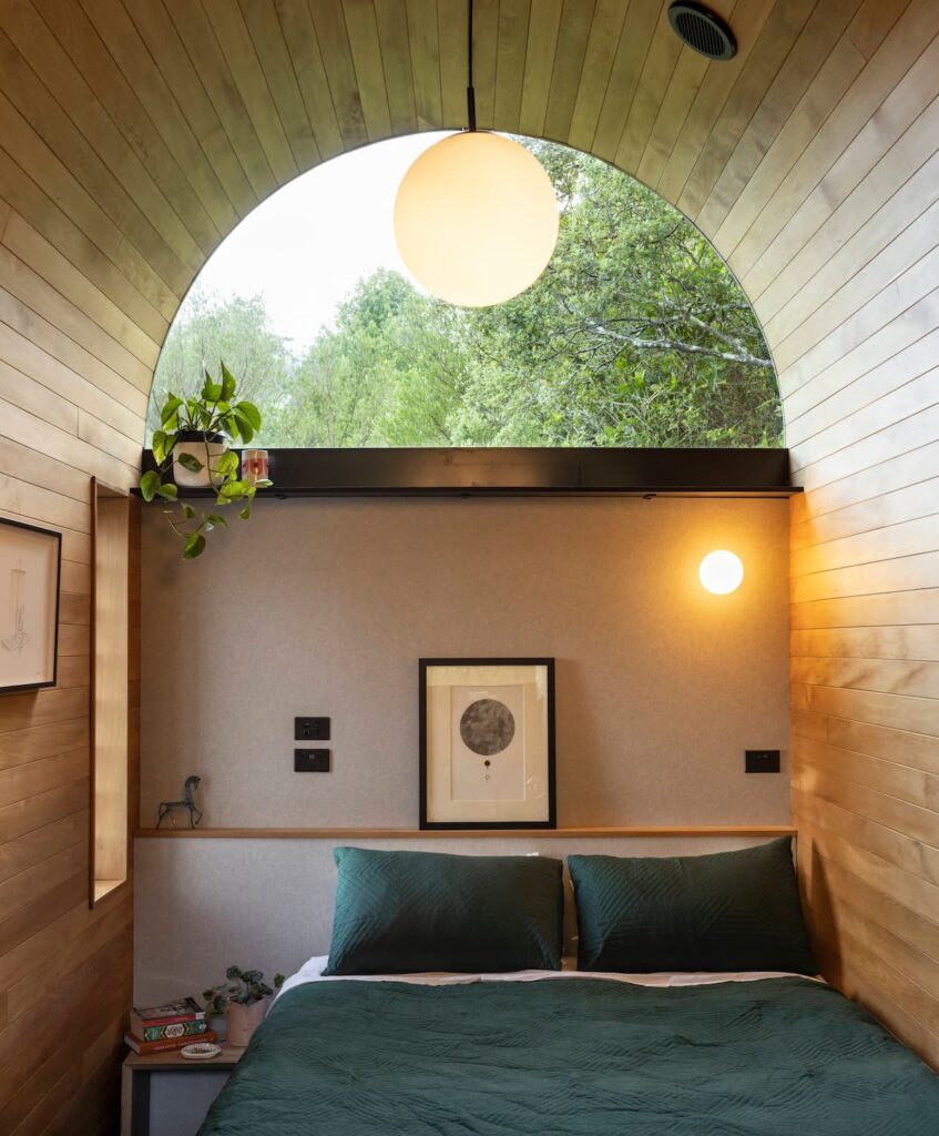 green magazine issue 93 - Out of the Box Photographer: Simon Devitt