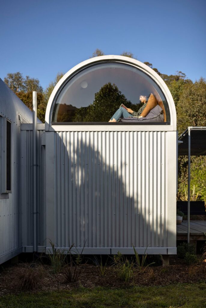 green magazine issue 93 - Out of the Box Photographer: Simon Devitt