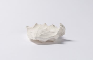 Karen Casey (Palawa), Let’s Shake (detail), 2006 – 2011, plaster, installation dimensions variable, 476 parts, 12 x 9 x 4 cm (approx. each). Collection of Koorie Heritage Trust. Donated through the Australian Government’s Cultural Gifts Program by Daniel Young in memory of Karen Casey.