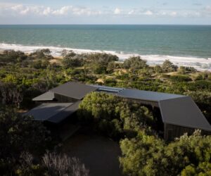 green magazine 102 - coastal cloister Photography: Toby Scott