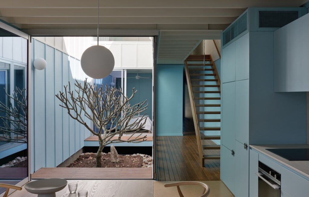 Blok Three Sisters - Blok Modular & Vokes and Peters. Photography: Christopher Frederick Jones