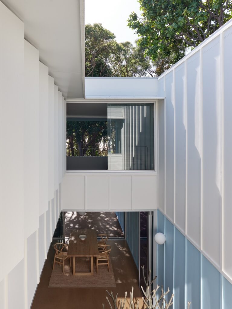 Blok Three Sisters - Blok Modular & Vokes and Peters. Photography: Christopher Frederick Jones
