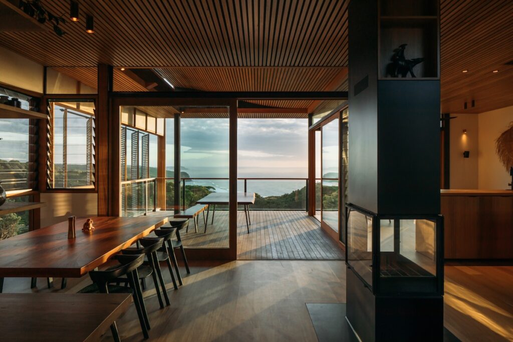 green magazine issue 104: Two Worlds. Photos: Grace Picot