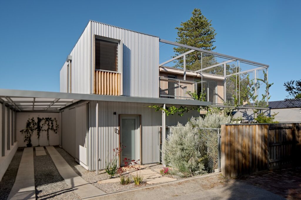 The house is a simple plan of “a rectangular prism with the outdoor space chopped out” says architect Philip Stejskal, photographed for issue 106: Snuck In by Jack Lovel.