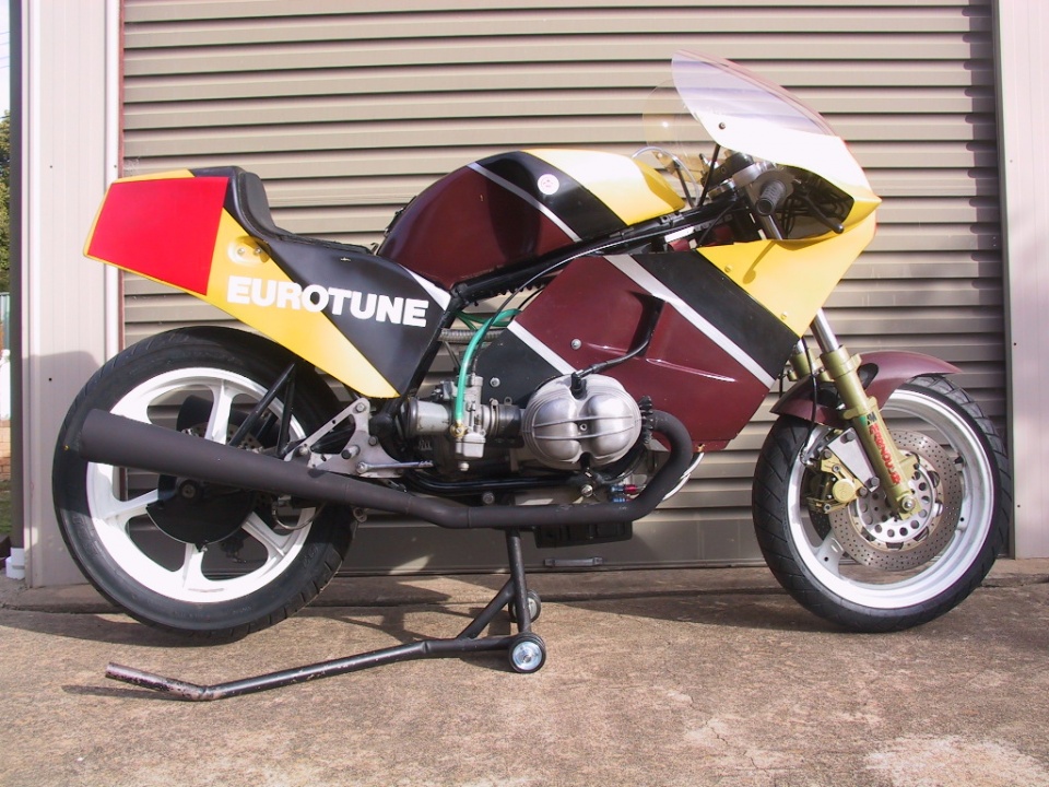 BMW RACEBIKE