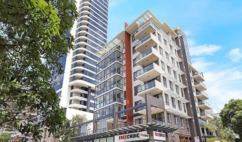 402/18 Walker Street