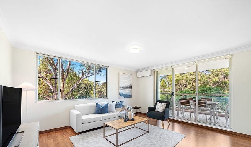 Level 3/301/10 Wentworth Drive